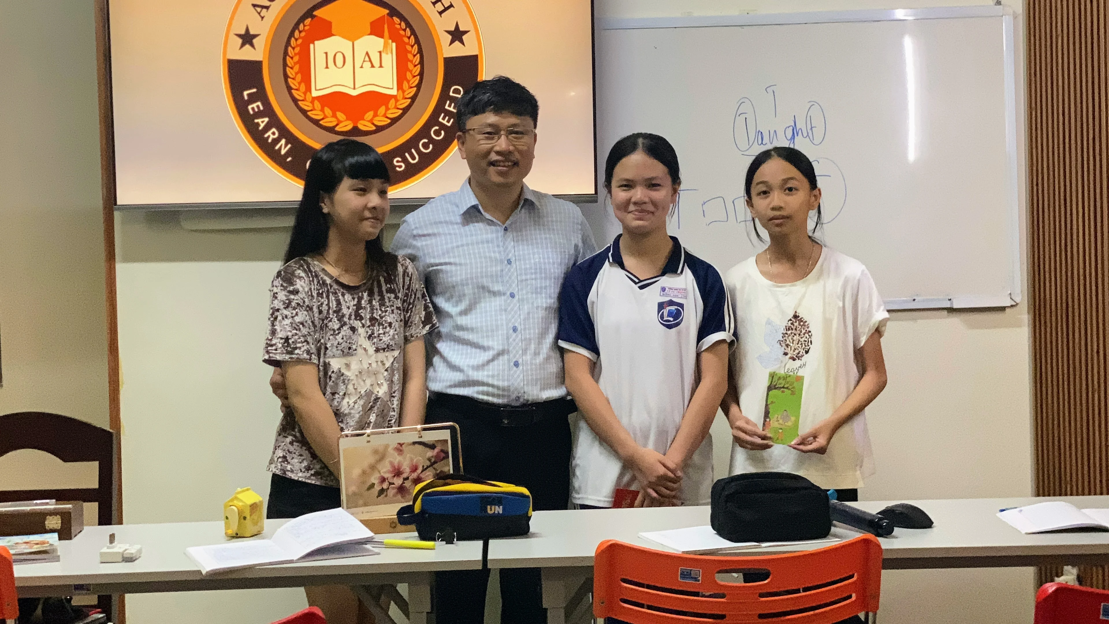 Lớp tiếng Anh lớp 7 — Aurora English Center Đà Nẵng